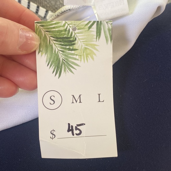 Women’s one piece striped swimsuit - Picture 3 of 4